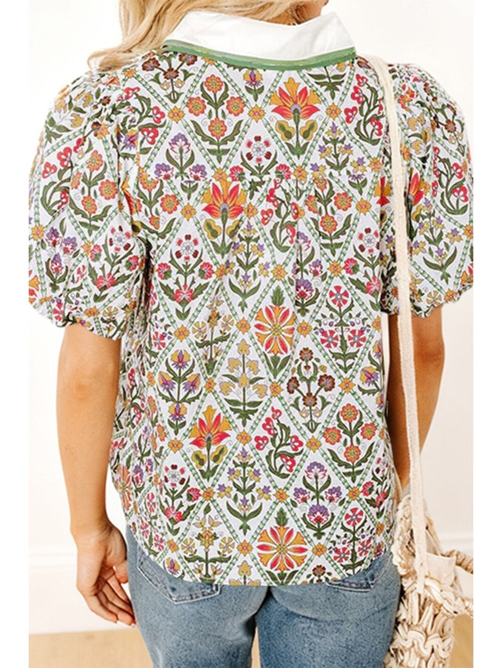 Vintage Style Floral Pattern Button-Up Shirt with Puff Sleeves - Picture 3 of 8